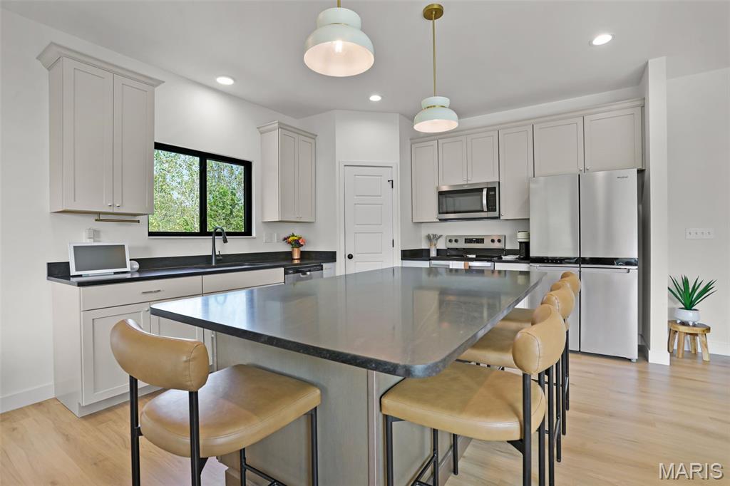 Grand View Hills - Residential