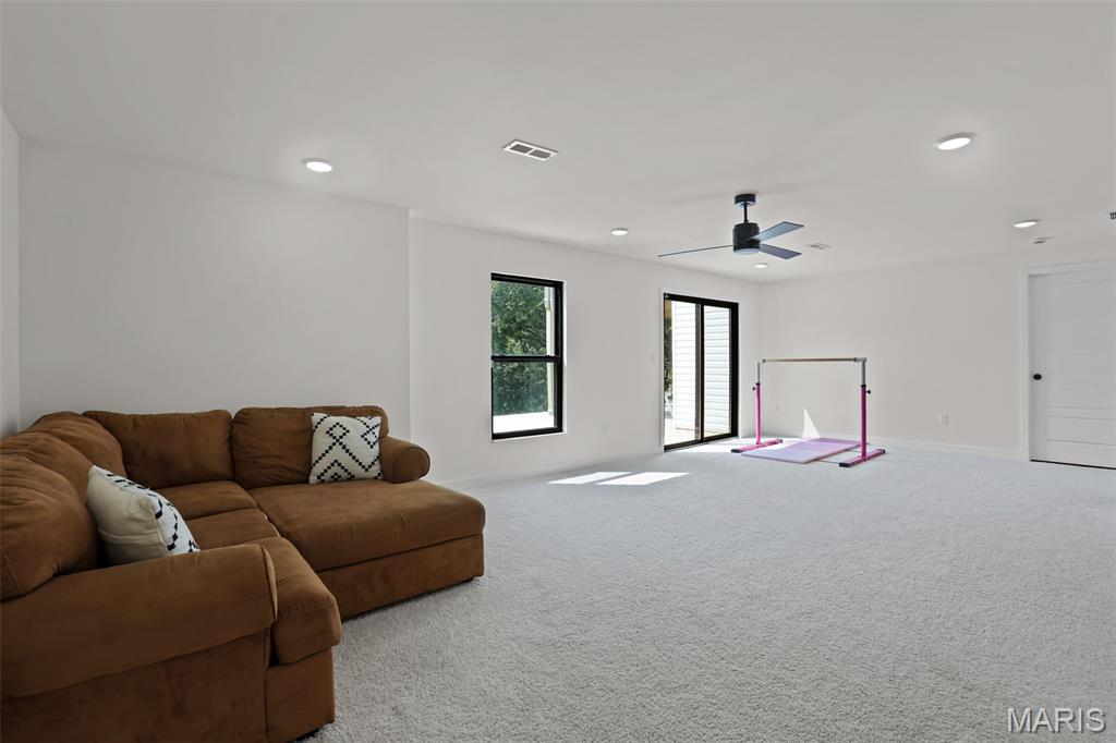 Grand View Hills - Residential