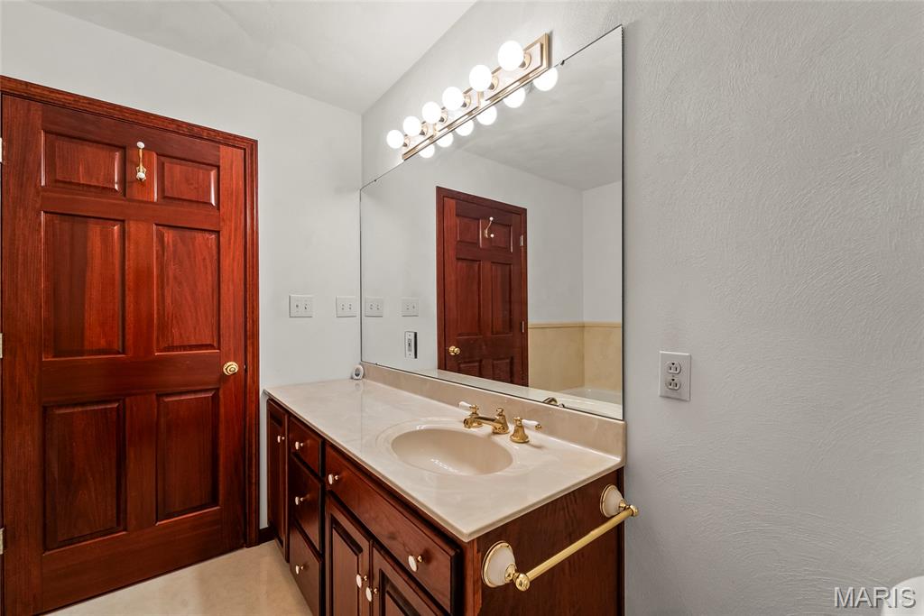 South Oak Estates - Residential
