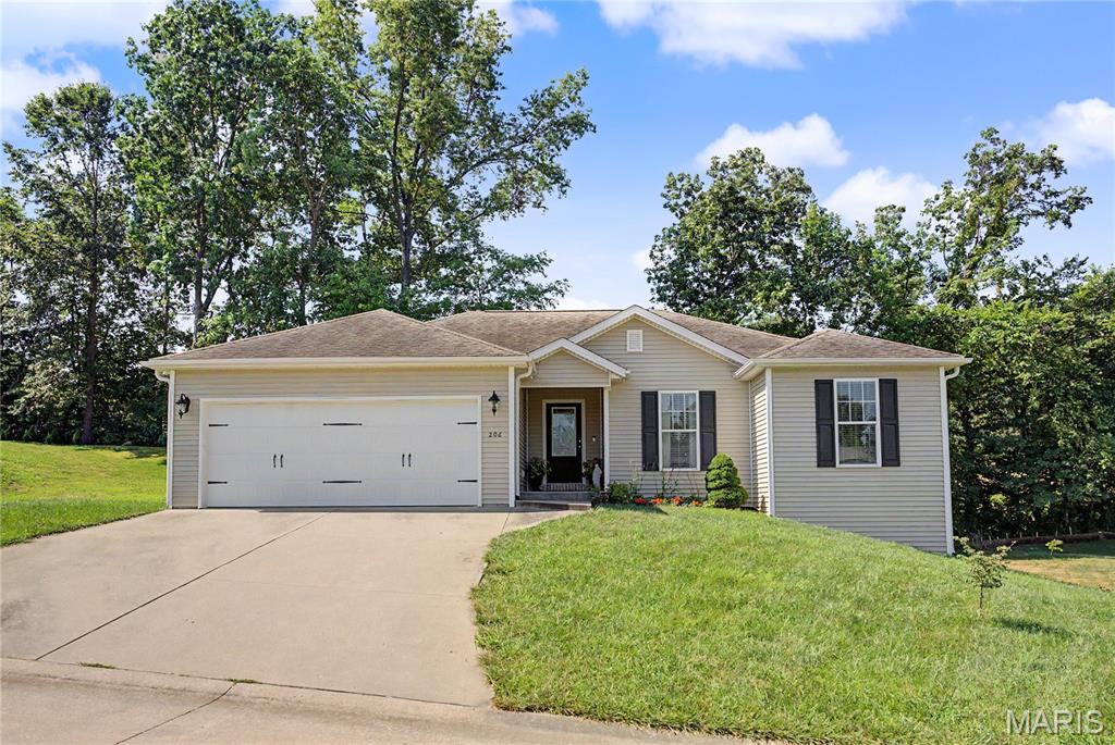 Welcome to 206 Eagles Crossing, nestled in the peaceful Hawks Landing Subdivision.  This one-owner ranch home offers a perfect blend of comfort and convenience.  Featuring 4 bedrooms, with potential for a fifth, 3 baths, and an inviting open concept split bedroom floor plan.  This home is designed for both everyday living and entertaining.
The finished walk-out lower level provides additional living space, with a family room, bedroom, area for home office or fifth bedroom, bath and safe room  Step outside to enjoy the treelined backyard-perfect for relaxing, entertaining or simply taking in the peaceful surroundings.
Conveniently located just minutes from both Jackson and Cape, you'll enjoy the tranquility of Hawks Landing while remaining close to shopping, dining, schools, and health care.
Don't miss the opportunity to make this home your own!