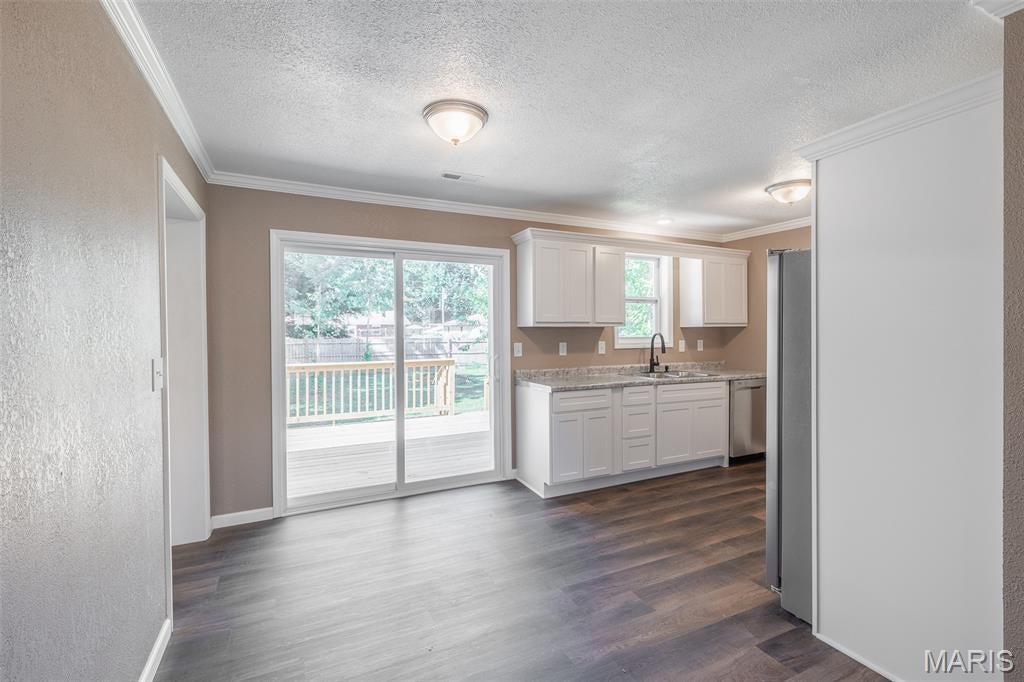 Pin Oak Acres Sub - Residential
