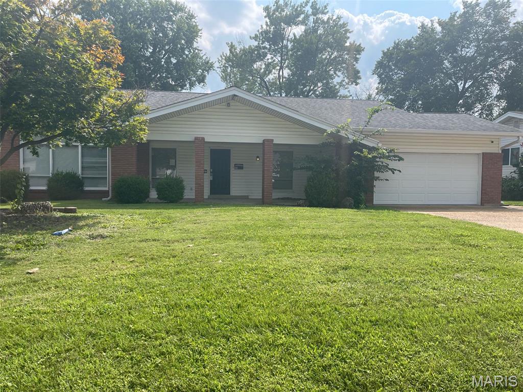 This 4-bedroom, 2.5-bathroom home is in the desirable Coach Light Village neighborhood. Essentially functioning as a blank canvas, bring it up to date with your own personal touches and some TLC. This home features a functional and comfortable layout that flows down into a basement, providing excellent bonus space that can be tailored to suit your lifestyle needs. The main living areas extend outside to a private, fully fenced-in backyard, offering a great space for outdoor relaxation and entertainment. Conveniently situated, this property is located very close to 270, offering a highly accessible commute to major employers, nearby airports, and surrounding local amenities. Schedule your private showing today!