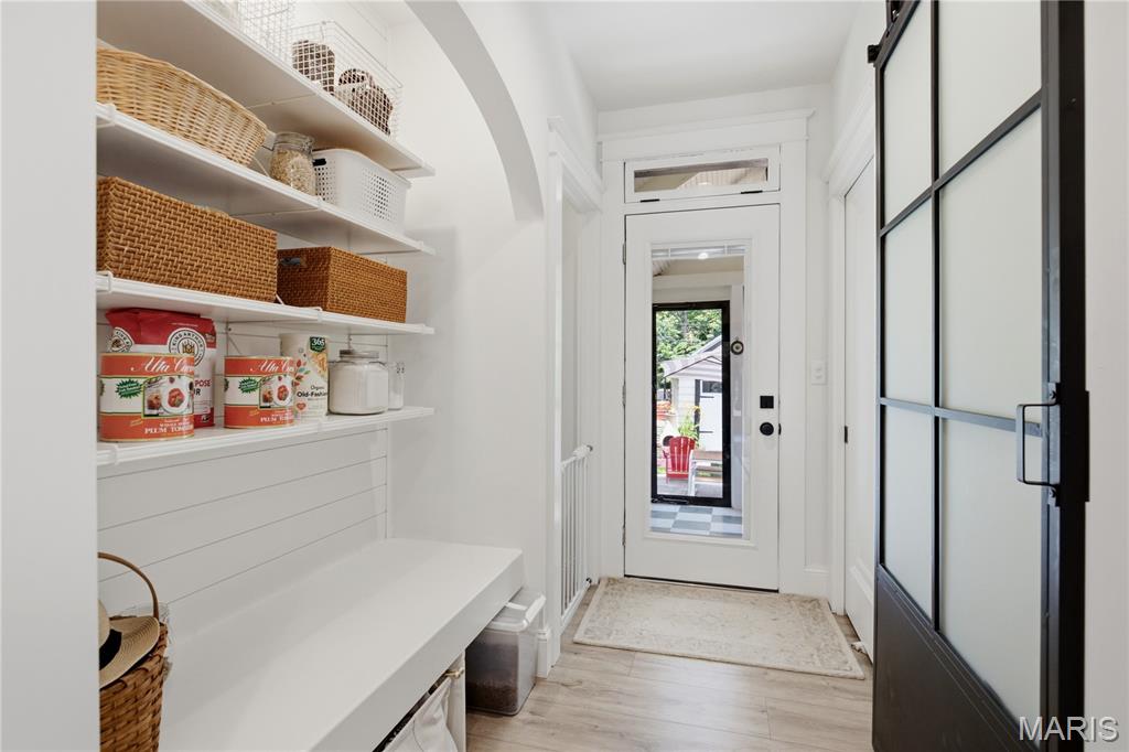 Hollywood Webster - Residential
