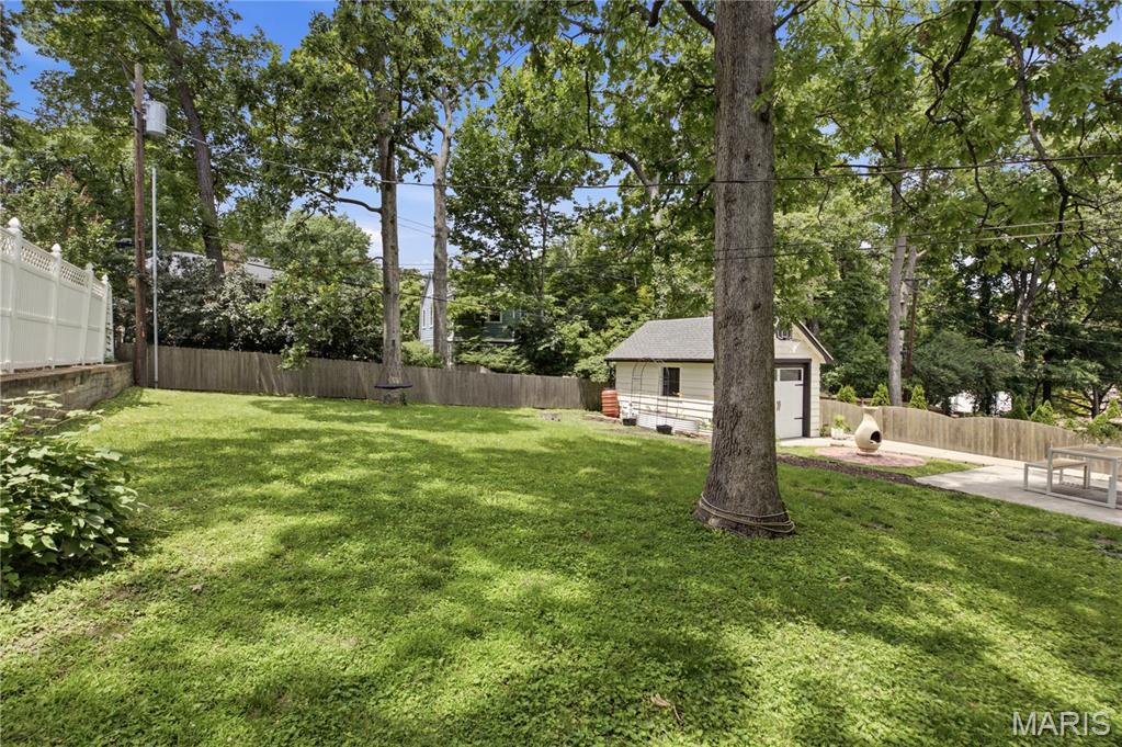 Hollywood Webster - Residential