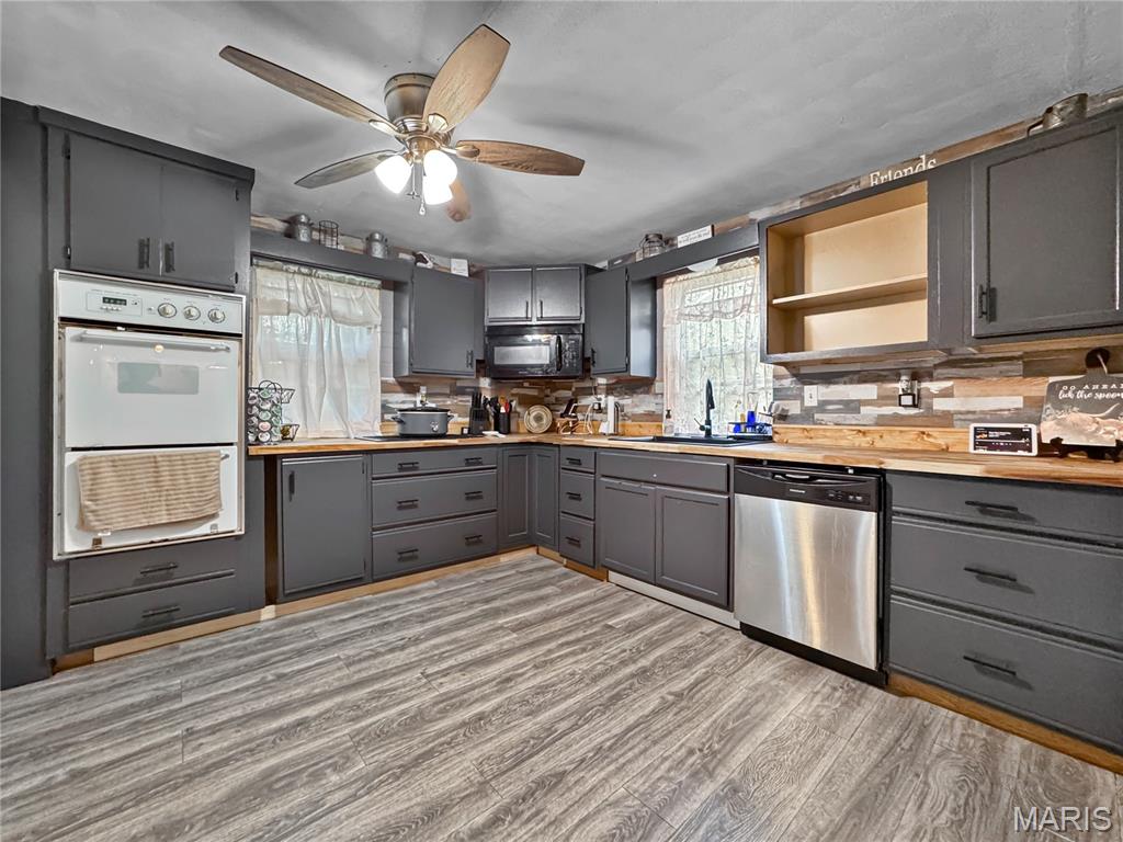 Toen-Ro Acres - Residential