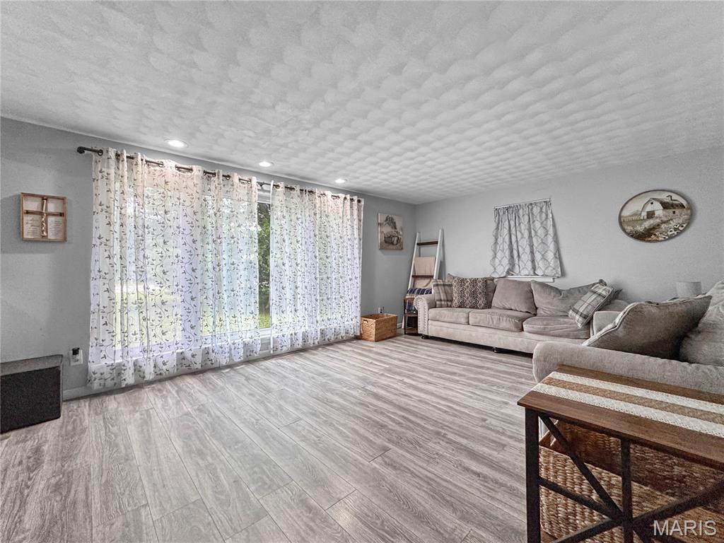 Toen-Ro Acres - Residential