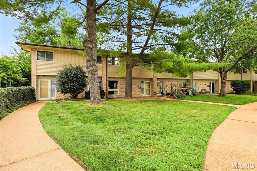 Sakura Gardens Condo - Residential