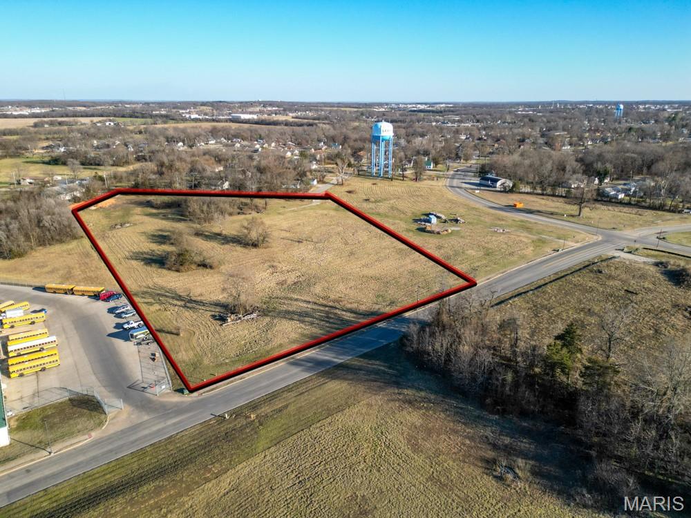 LEBANON ACREAGE - Commercial Sale