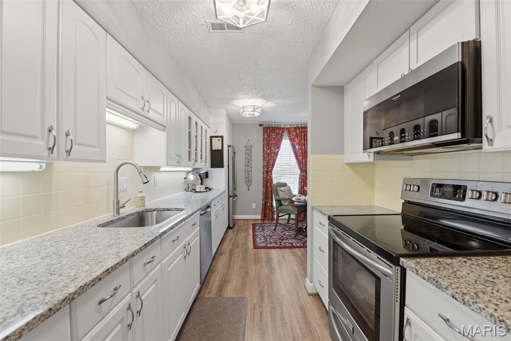 Manors At Village Green Condo - Residential