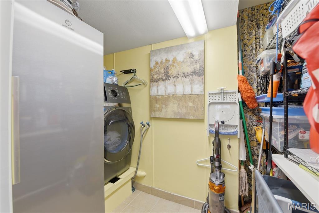 Manors At Village Green Condo - Residential