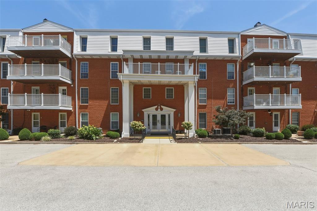 Manors At Village Green Condo - Residential