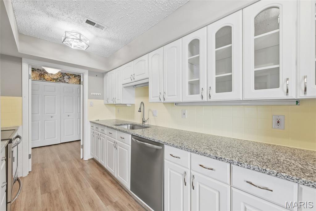 Manors At Village Green Condo - Residential
