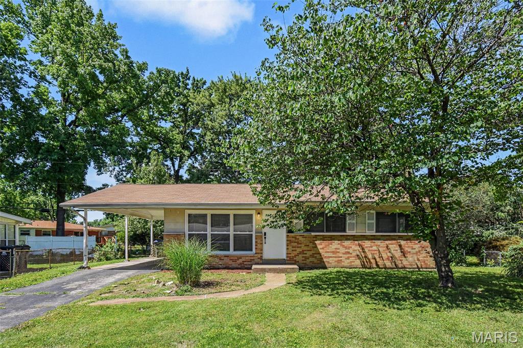 Florissant Park - Residential