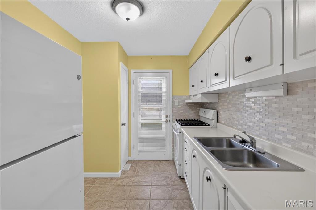 Leisure Village Condo - Residential