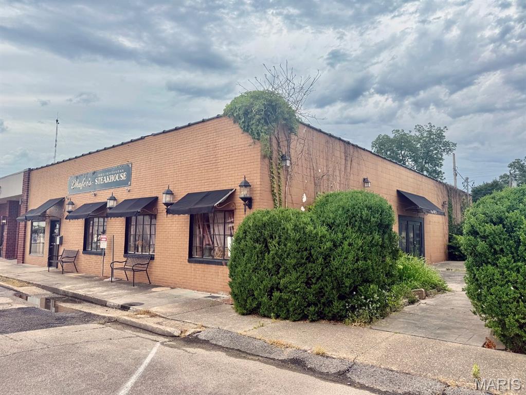 Deal & Boughtons Add - Commercial Sale