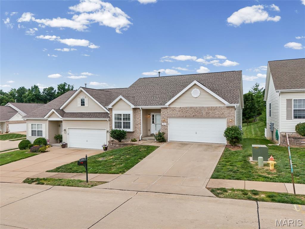 Villas/Windcrest 01 - Residential