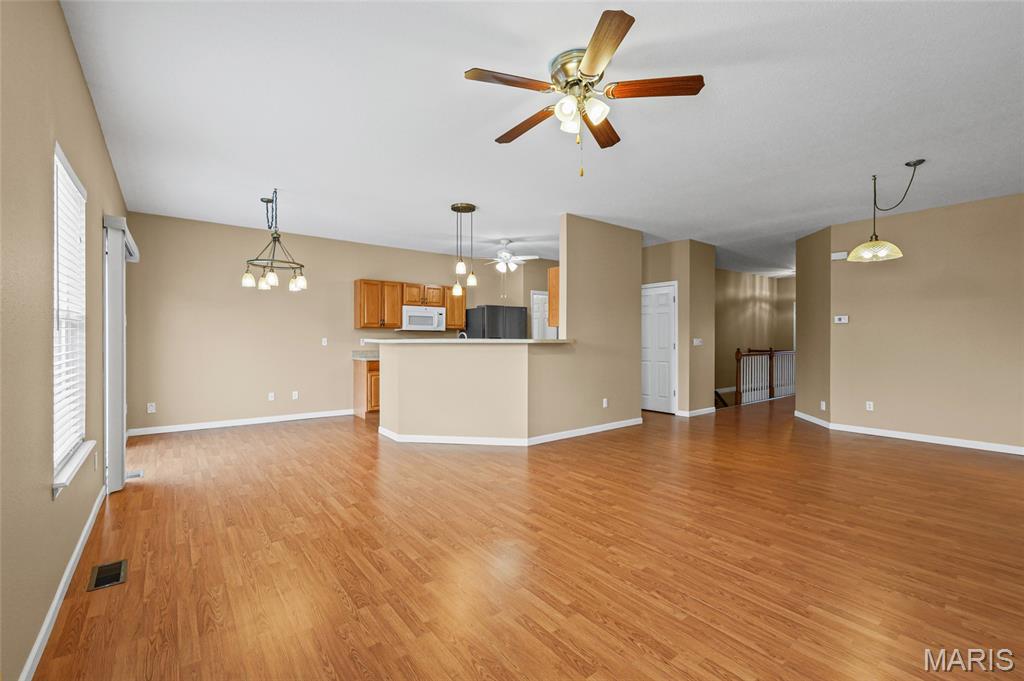 Villas/Windcrest 01 - Residential