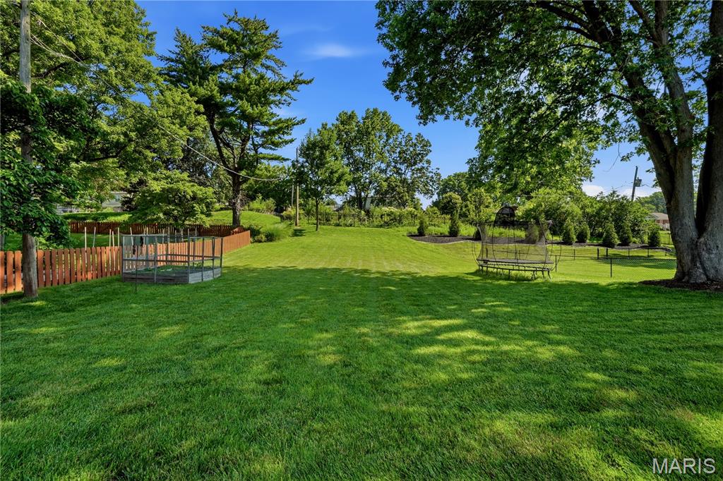 Ladue Park 2 - Residential