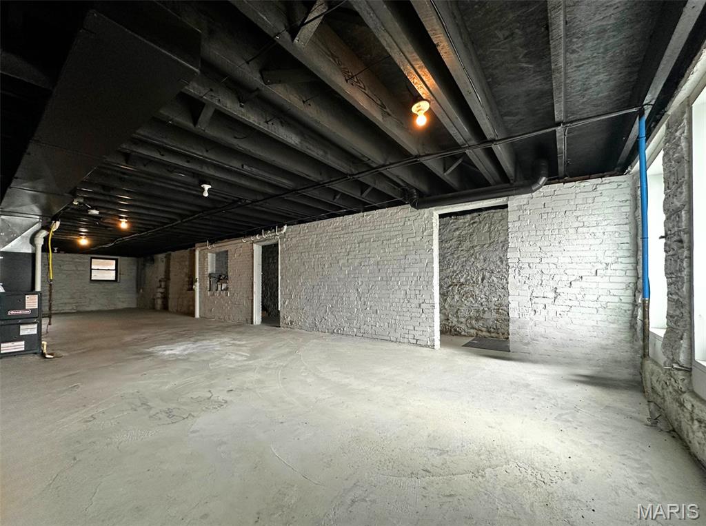 Allens Add - Residential Lease