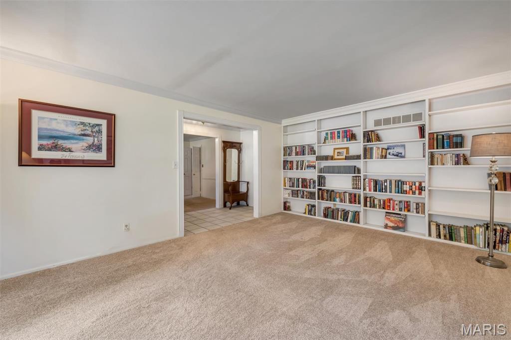 Mercer Manor 1 - Residential