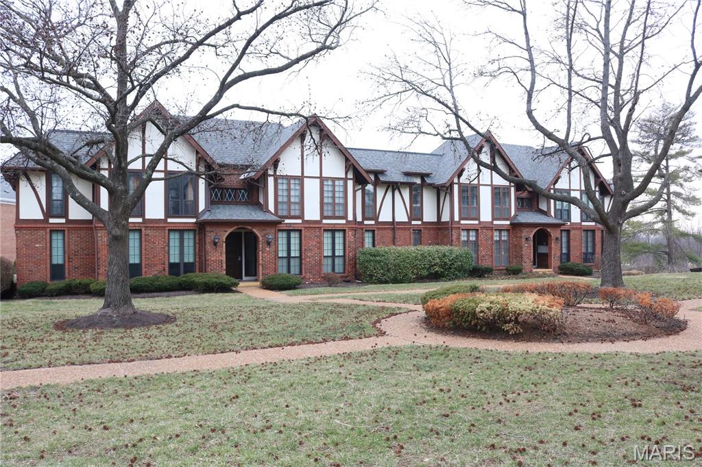 Beautifully updated 2-bedroom, 2-bath garden condo in desirable Cambridge Court, located within the boundaries of Kehrs Mill Elementary and top-rated Rockwood/Marquette High School. The gourmet kitchen features stainless steel appliances, rich cherry cabinetry, and a convenient breakfast bar. Enjoy a spacious open floor plan with large windows that fill the home with natural light—perfect for everyday living and entertaining.

The luxury primary suite offers a large vanity, walk-in shower, and generous closet space. Additional highlights include private laundry hook-ups, secure entry, elevator access to all floors, assigned garage parking, and a large private storage room. Major improvements in 2025 include a new electric sub-panel and complete aluminum wiring remediation.

Neighborhood amenities include a subdivision pool and beautifully maintained grounds. Prime Ballwin location close to shopping, dining, and city amenities such as The Pointe, North Pointe Aquatic Center, and Ballwin Golf Club. HOA covers grounds, roads and parking, exterior maintenance, management, sewer, snow removal, trash, and water.