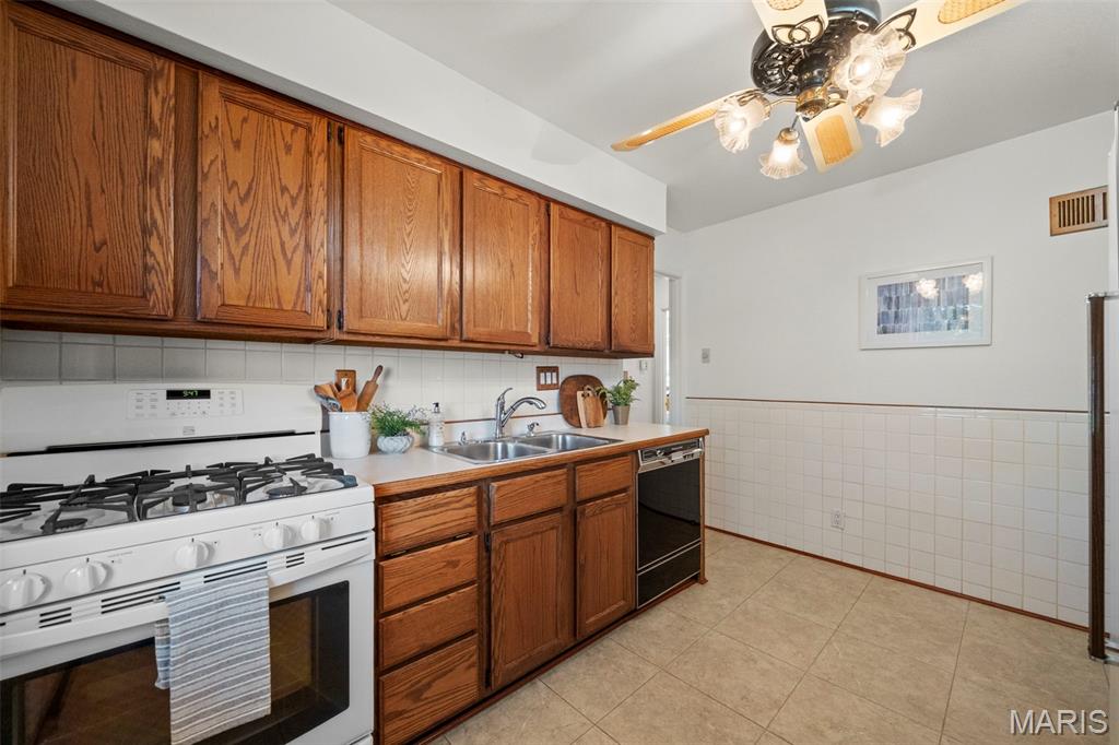 Hathaway Hills 3 2 - Residential