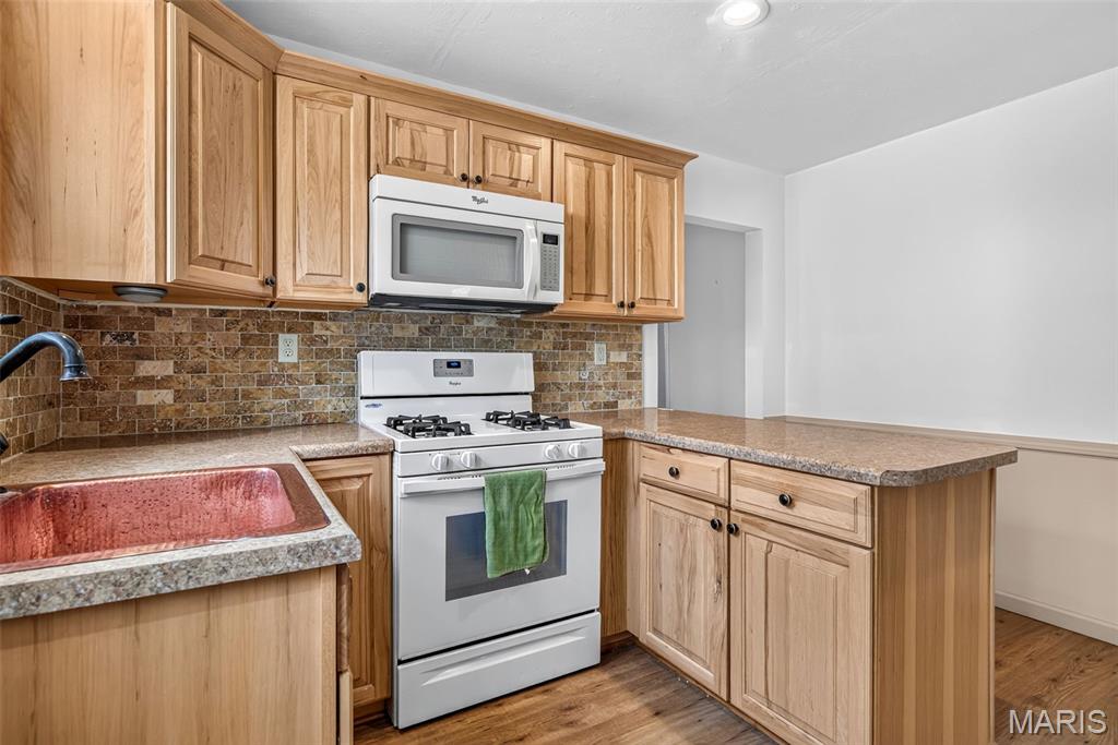 Hambels C G - Residential