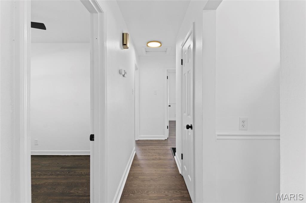 McNeary Manor - Residential