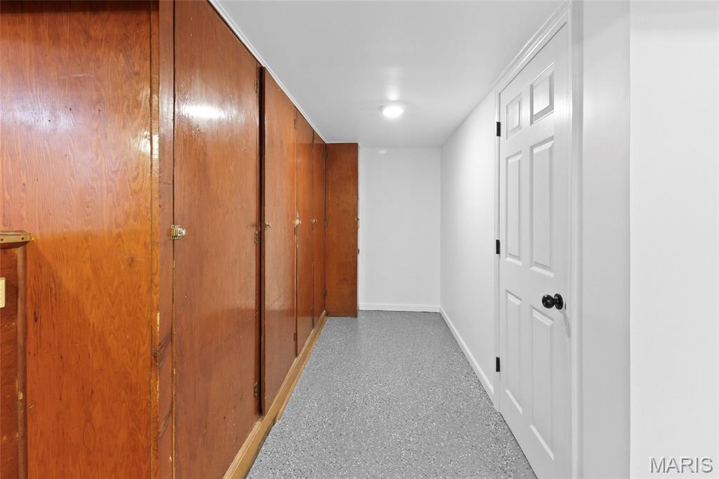McNeary Manor - Residential