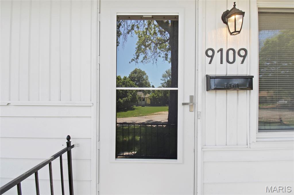 McNeary Manor - Residential