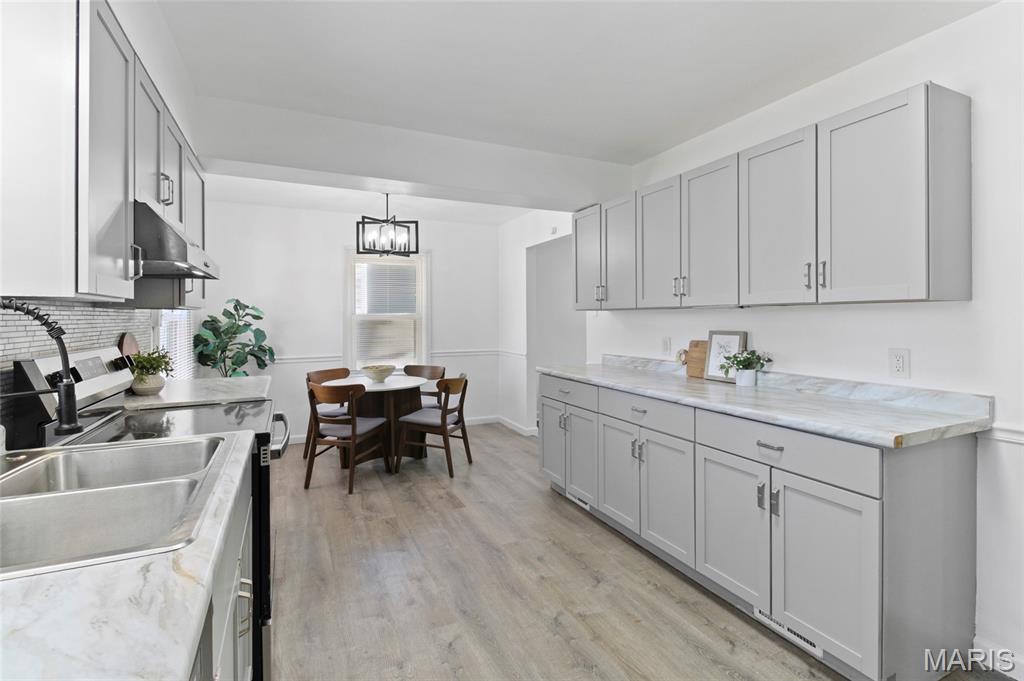 McNeary Manor - Residential