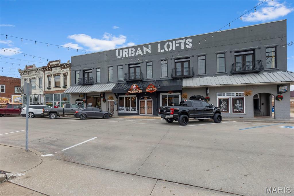 City/Perryville - Commercial Sale