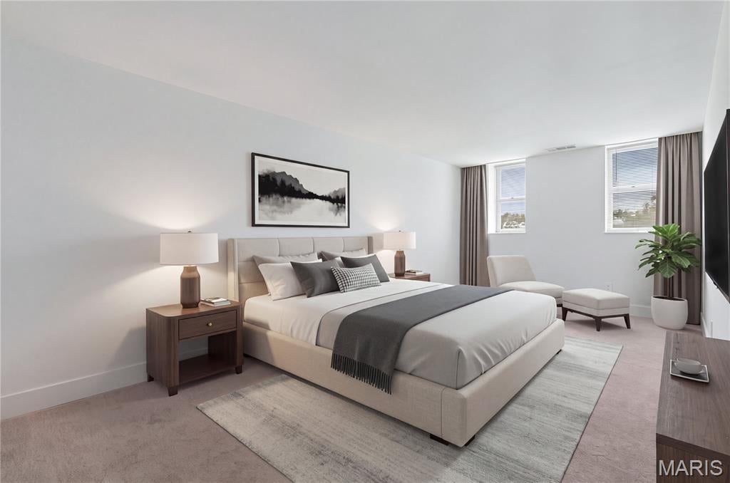 Pershing Ave Condo - Residential