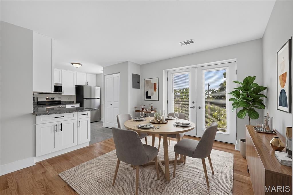 Pershing Ave Condo - Residential