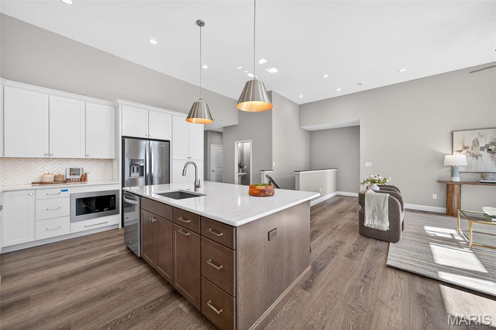The Pointe @ Brightleaf Manor Villas - Residential