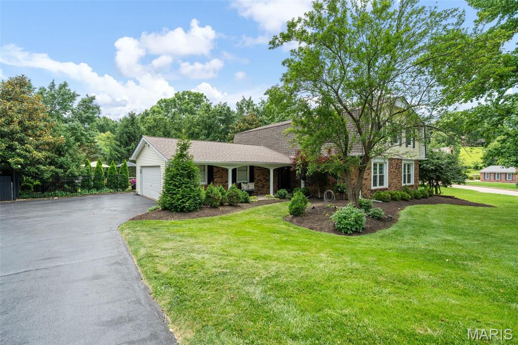 Creve Coeur Place 2 - Residential