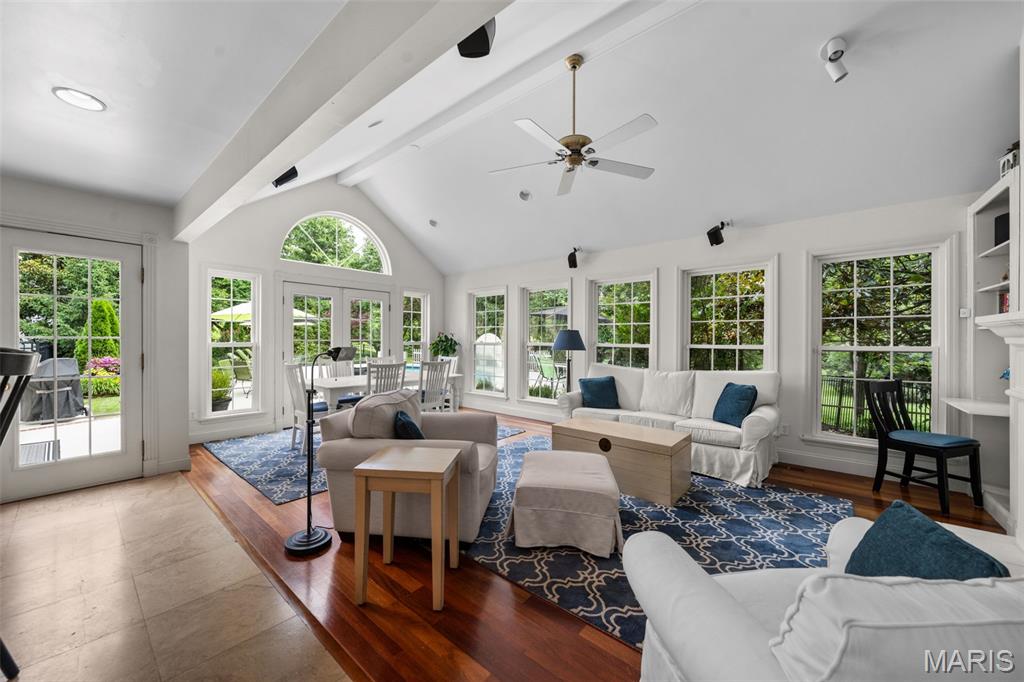 Creve Coeur Place 2 - Residential