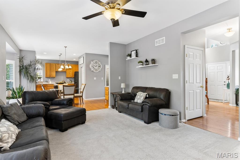 Kingsridge Estates Three - Residential