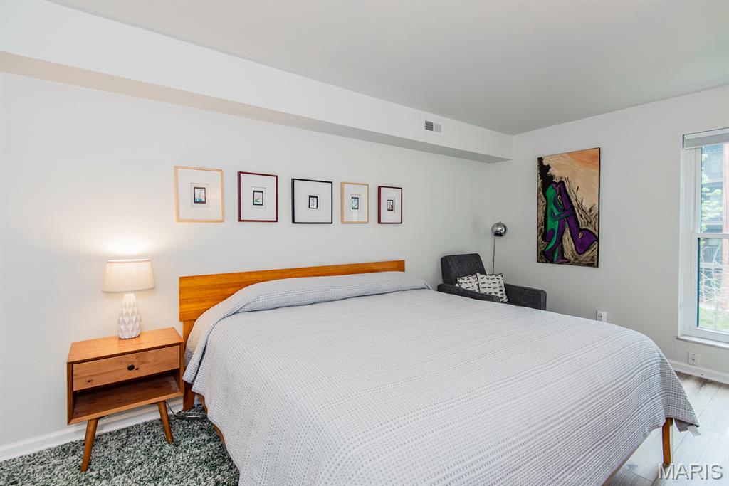 Coeur De Royale Condo Ph 2 1st - Residential
