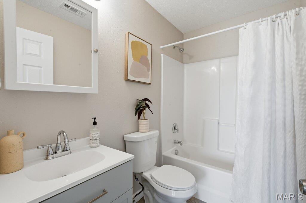 Hollywood Heights Amd Blk 1 Lts 49 - Residential