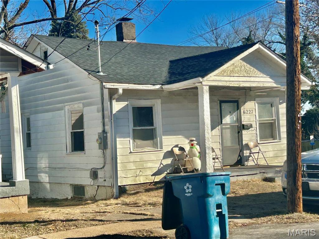 Well-maintained 2 bed / 1 bath ranch home offering strong investment potential. Currently tenant-occupied with solid cash flow at $1,000 per month ($900 rent + $100 sewer bill). The home features a full basement providing ample storage, a spacious level corner lot, and a 2-car detached garage. Conveniently located near public transportation, shops, restaurants, and easily accessible highways. Property to be sold As-Is.
