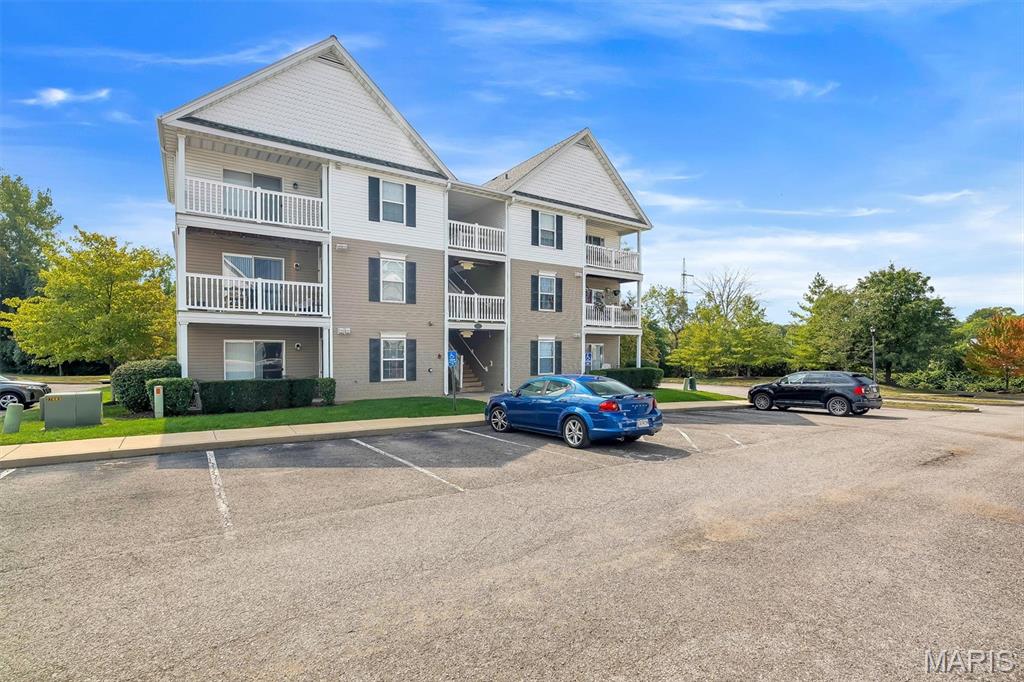 Looking for the perfect place to call home? Welcome to Bexley Station in Affton! This beautifully maintained 2-bedroom, 2-bath condo offers the perfect combination of modern style, comfort, and convenience. The updated kitchen features quartz countertops, a custom tile backsplash, coordinating appliances, and plenty of cabinet space. The open living area leads to a covered deck overlooking a peaceful wooded setting—an ideal spot for morning coffee or relaxing after a long day. The spacious primary suite features a walk-in closet and private bath with a double vanity and large walk-in shower. White six-panel doors, custom cabinetry, and thoughtful finishes give the home a clean, contemporary feel throughout. Even better, the refrigerator, washer, and dryer are included! You’ll love the location, just minutes from 9 Mile Garden, Grant’s Farm, and Grant’s Trail, along with plenty of nearby shopping, dining, and entertainment. Enjoy low-maintenance living, beautiful surroundings, and a fantastic Affton location. This one is ready for its next tenant—schedule your showing today!