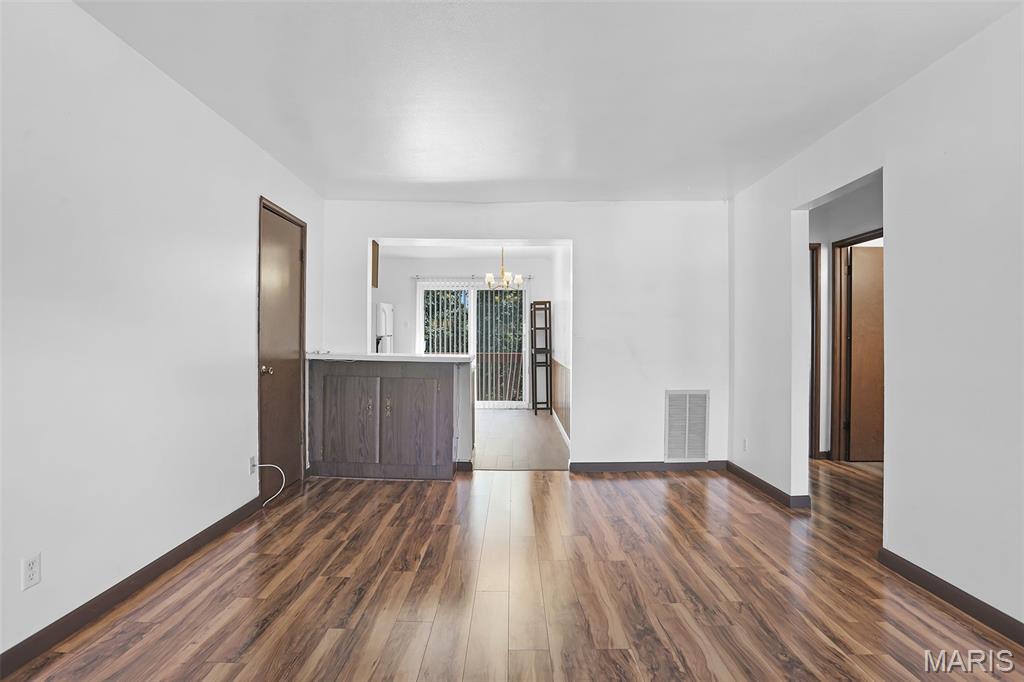 Clay Oaks Condo - Residential