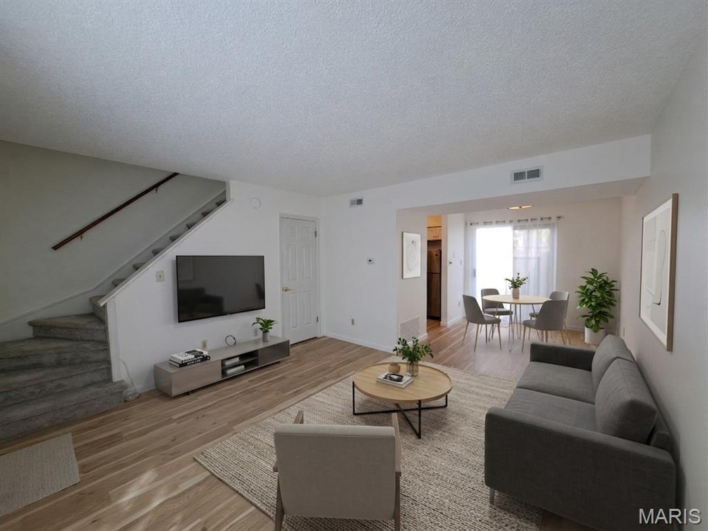 Brentwood Forest Condo Ph Six - Residential