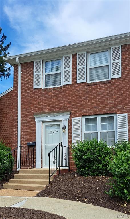 Welcome to 1630 E. Swan Circle! This end-unit 2-story townhouse means never having to hear footsteps above you. Located in the heart of Brentwood with easy access to Hwy 40, shopping, dining, and entertainment. Park right outside your front door! Features an updated kitchen with white cabinets, granite countertop, and ceramic tile backsplash. Luxury Vinyl Plank flooring throughout the main level. The privacy fenced patio includes a storage locker. Enjoy the convenience of a second-floor laundry too. Passed City of Brentwood inspection. Move right in!