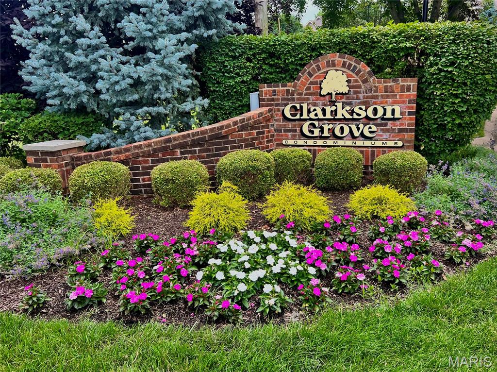 Clarkson Grove Condo Sixth - Residential