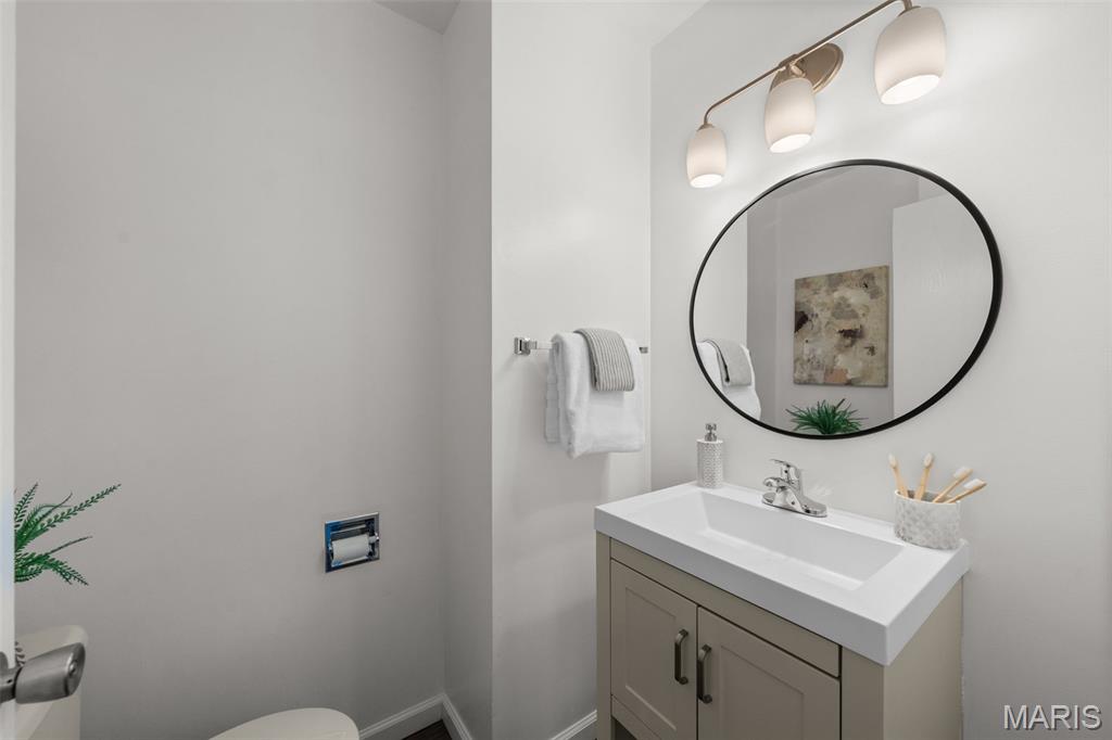 Clarkson Grove Condo Sixth - Residential