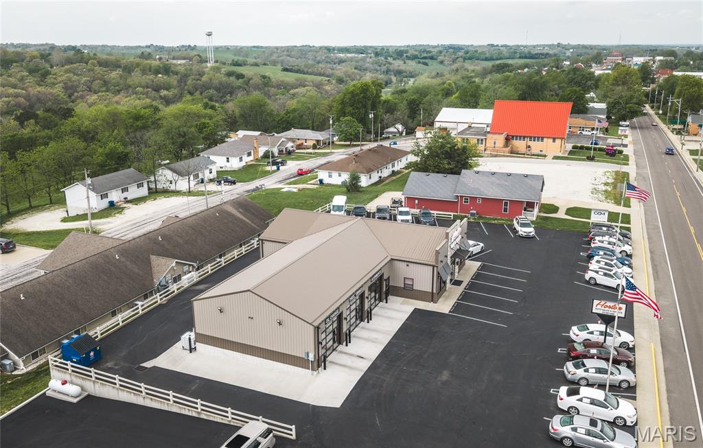 Original Town Of Linn - Commercial Sale