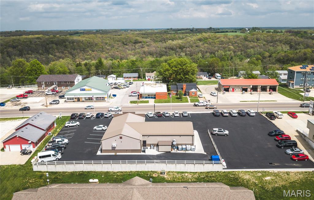 Original Town Of Linn - Commercial Sale