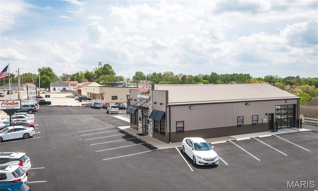 Original Town Of Linn - Commercial Sale